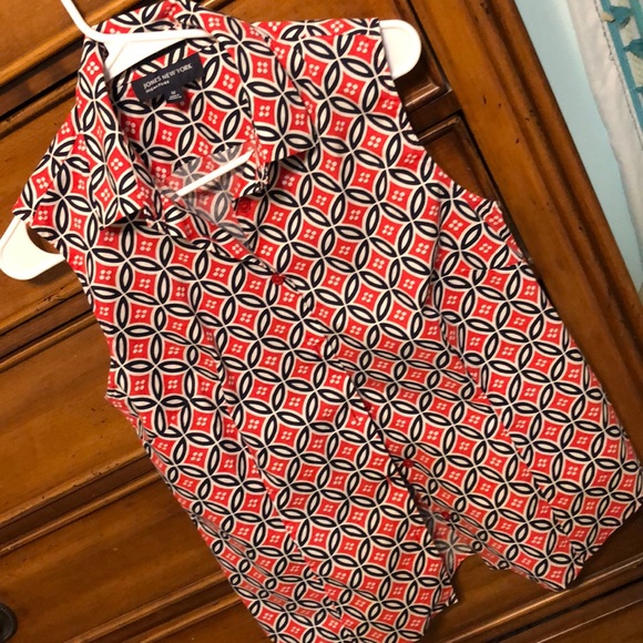 Top - Picture 2 of 3